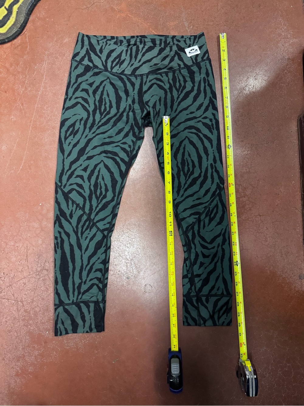 Zebra-Print High-Waist Leggings in Dark Green and Black
